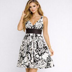 SUNDRESS SIZE 4 BUILT IN BRA BROWN WHITE